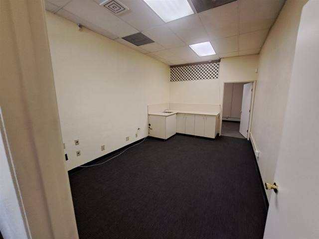 Unit 116 — room with counter