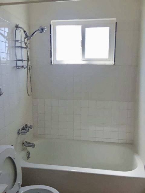 Bath with tub/shower